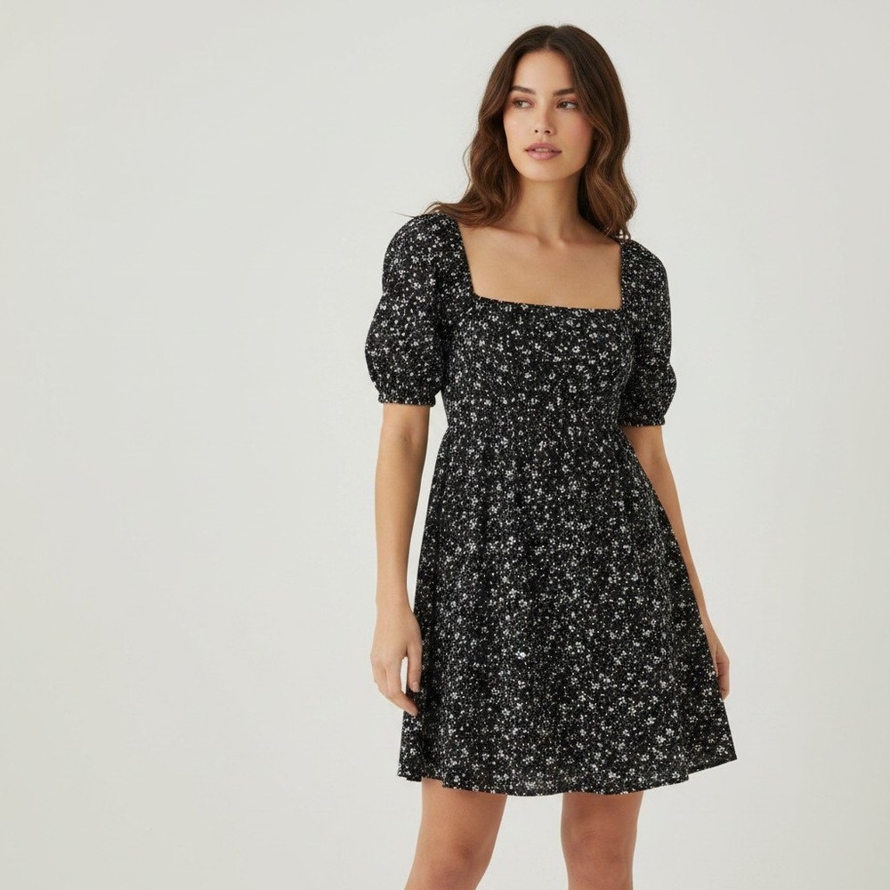 Maeve Anthropologie Navy Blue Floral Eyelet Puff Sleeve Mini Dress Sz 0 Smocked